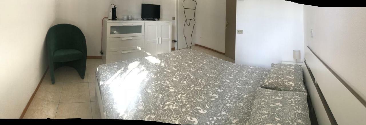 Gli Oleandri Hotel Bellano Luaran gambar