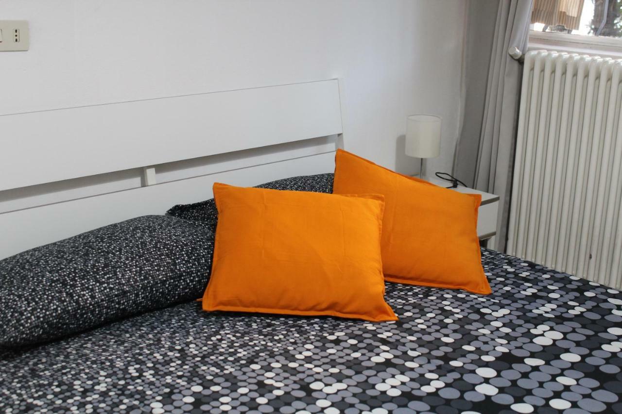 Gli Oleandri Hotel Bellano Luaran gambar