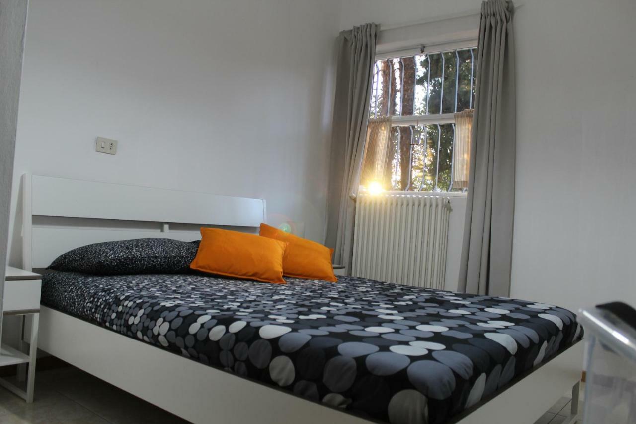 Gli Oleandri Hotel Bellano Luaran gambar